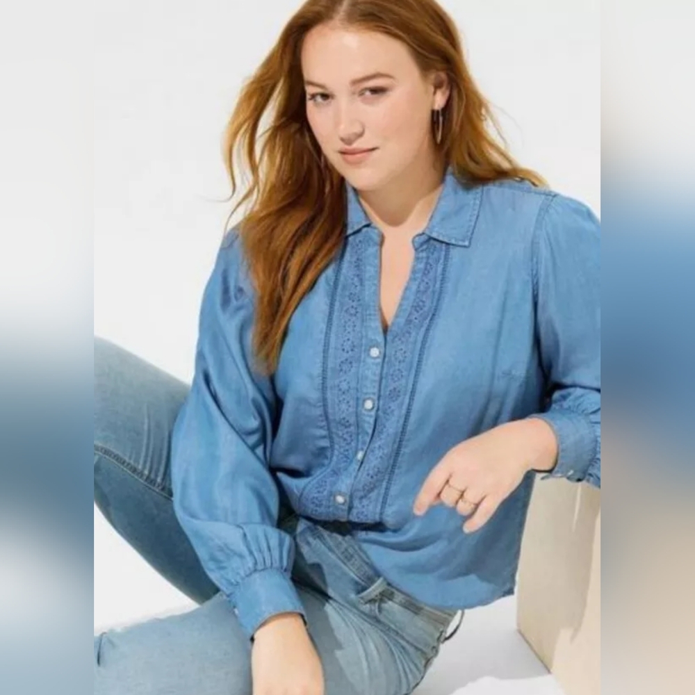 Torrid Button Front Top NWT 2X (18-20)